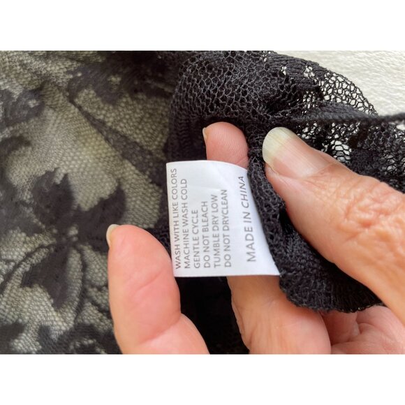 Sheer Black Floral Lace Long Sleeve Whimsigoth Top Size Large Whimsygoth - Picture 10 of 10